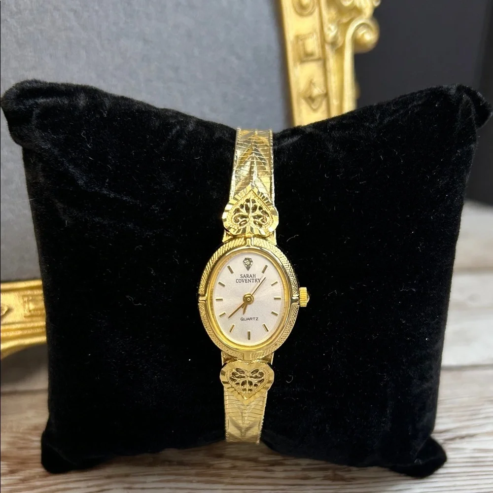 Vintage Sarah Coventry Supreme watch